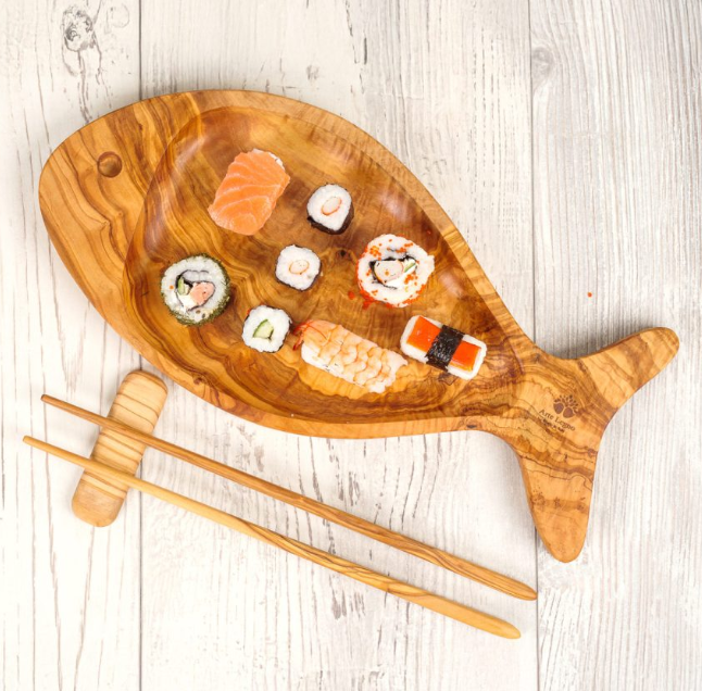 Fish appetizer 40cm with pair of sushi chopsticks and cutlery rest