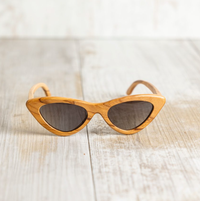 Olive wood sunglasses mod. 4B1