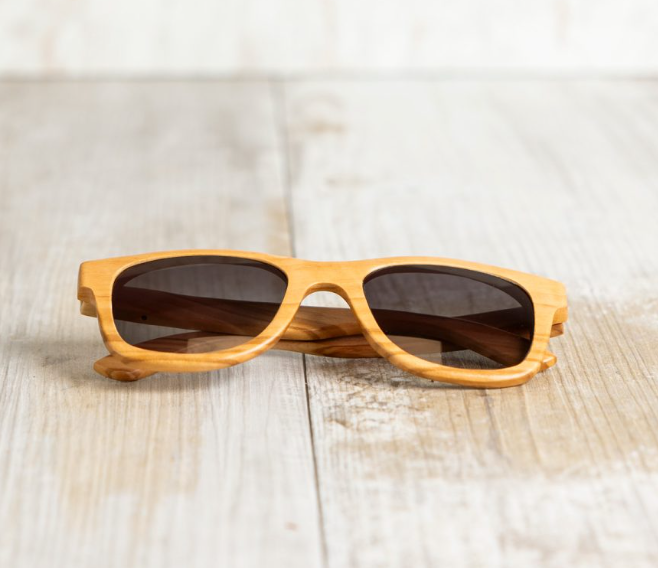 Olive wood sunglasses mod. 1B1